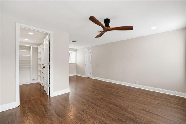 431 E 69th Terrace, Kansas City, MO 64131