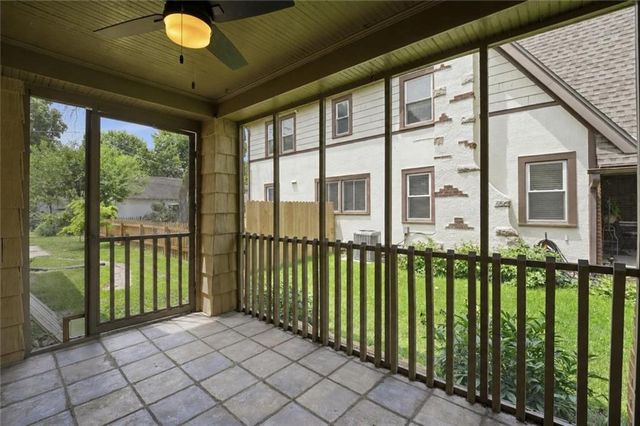 431 E 69th Terrace, Kansas City, MO 64131