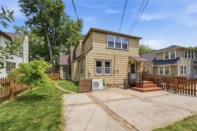 431 E 69th Terrace, Kansas City, MO 64131