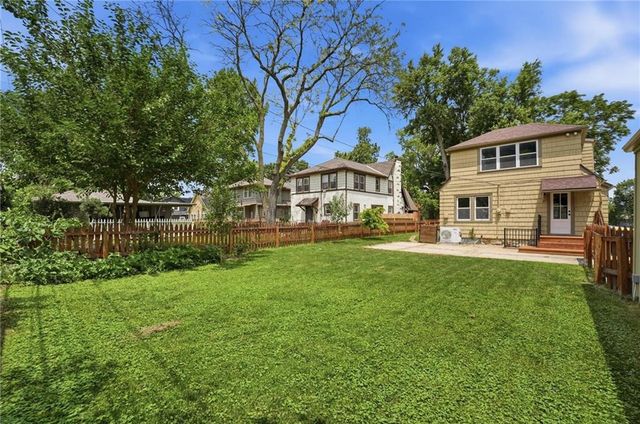 431 E 69th Terrace, Kansas City, MO 64131