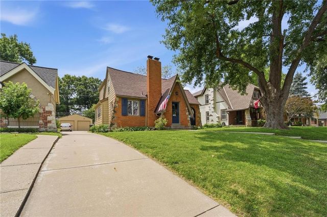 431 E 69th Terrace, Kansas City, MO 64131