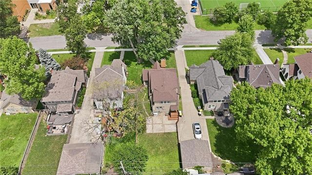 431 E 69th Terrace, Kansas City, MO 64131