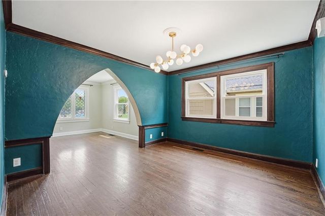 431 E 69th Terrace, Kansas City, MO 64131