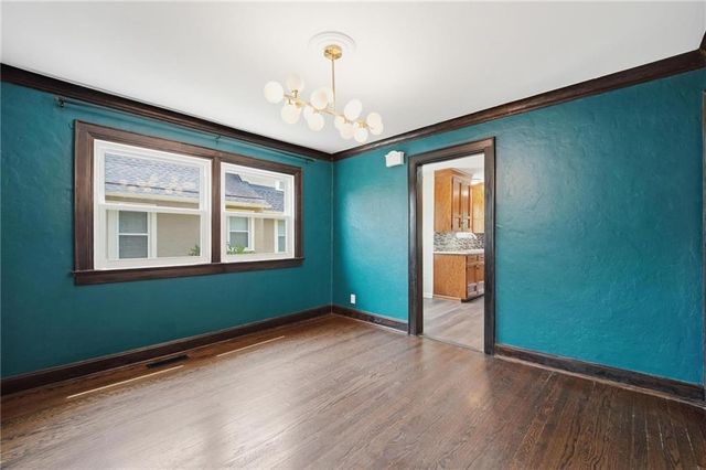 431 E 69th Terrace, Kansas City, MO 64131