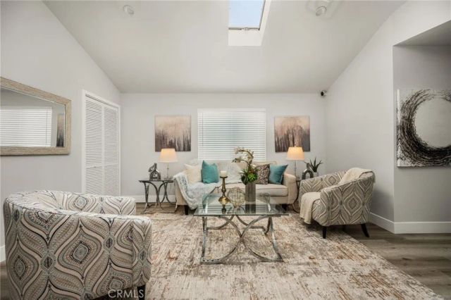 5157 Inglewood, Los Angeles, CA 90230