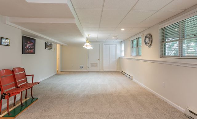 27 Gretchen Way, Raynham, MA 02767