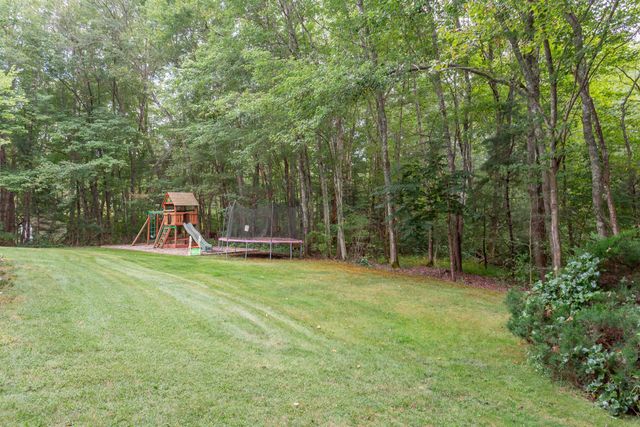 27 Gretchen Way, Raynham, MA 02767