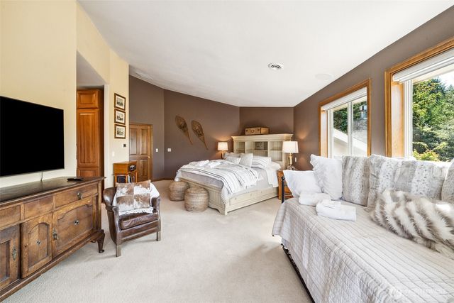 132 Hellem Drive, Packwood, WA 98361