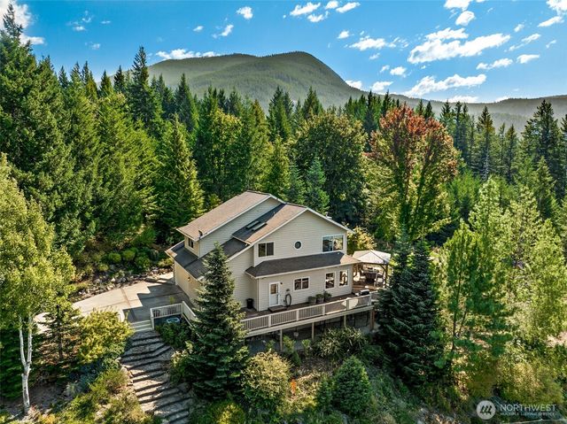 132 Hellem Drive, Packwood, WA 98361