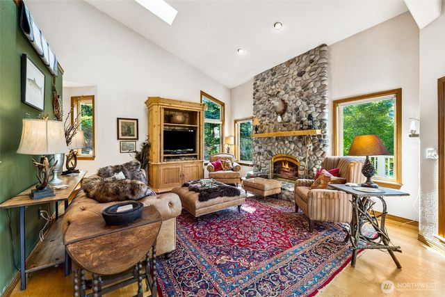 132 Hellem Drive, Packwood, WA 98361