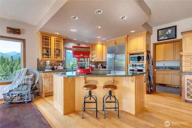 132 Hellem Drive, Packwood, WA 98361