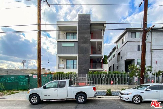 747 Lillian Way 3, Los Angeles, CA 90038