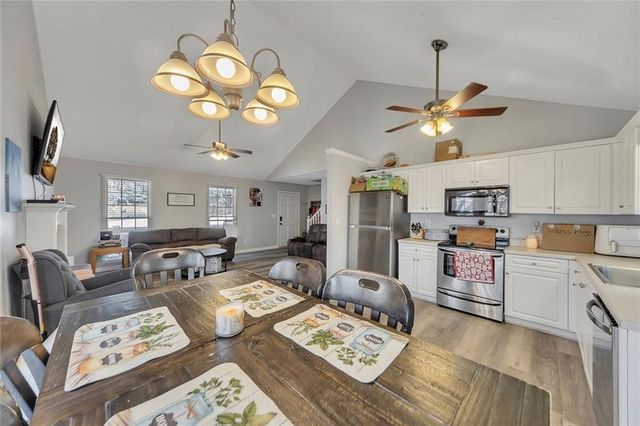 8 Bethnal Way, Douglasville, GA 30134