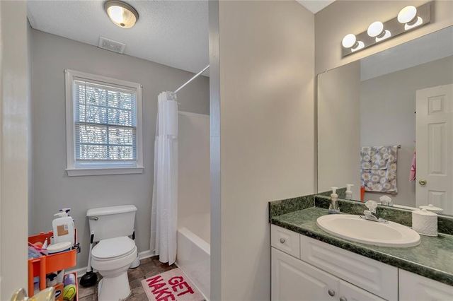 8 Bethnal Way, Douglasville, GA 30134