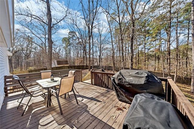 8 Bethnal Way, Douglasville, GA 30134