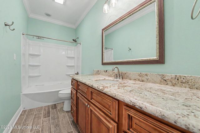 6253 Shawnee Street, Kiln, MS 39556