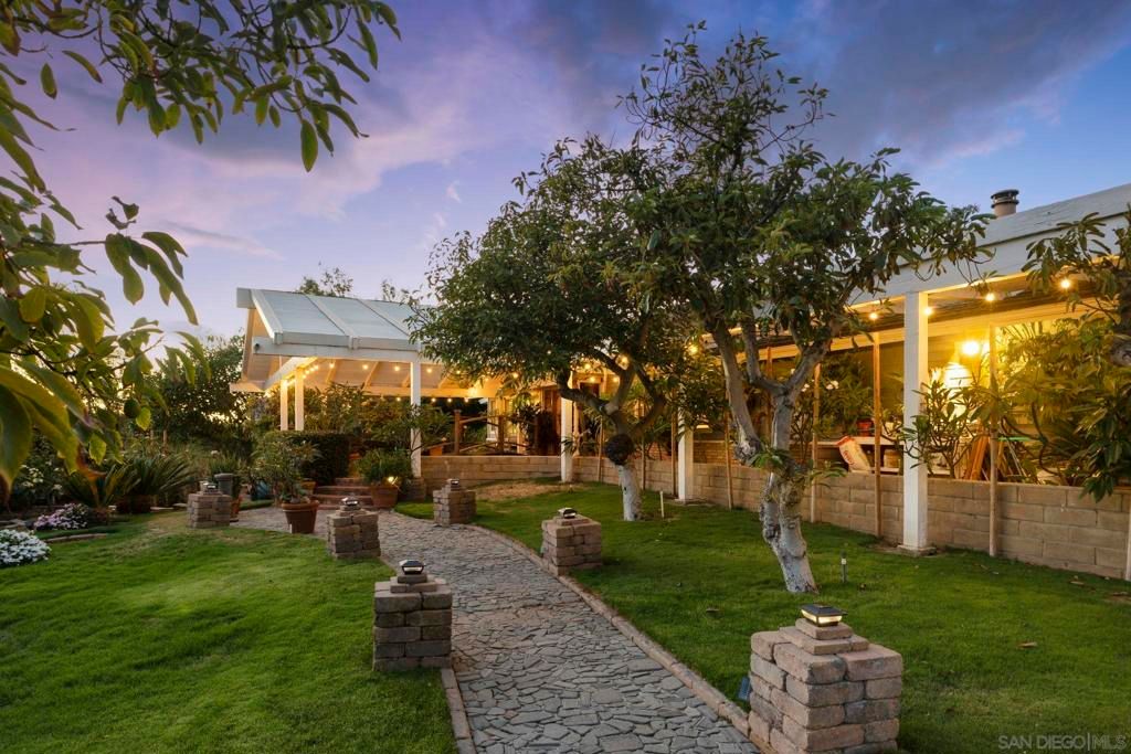 13764 McNally Rd, Valley Center, CA 92082 — photo 2