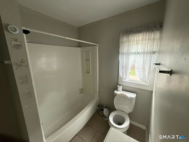 118 Cherry Ann Street, New Haven, CT 06514