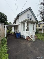 118 Cherry Ann Street, New Haven, CT 06514