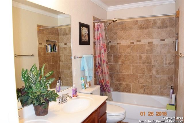 1302 Sun Garden, San Antonio, TX 78245