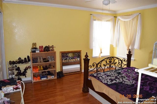 1302 Sun Garden, San Antonio, TX 78245