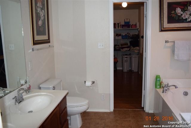 1302 Sun Garden, San Antonio, TX 78245