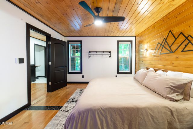 4108 Fox Hunters Lane, Sevierville, TN 37876