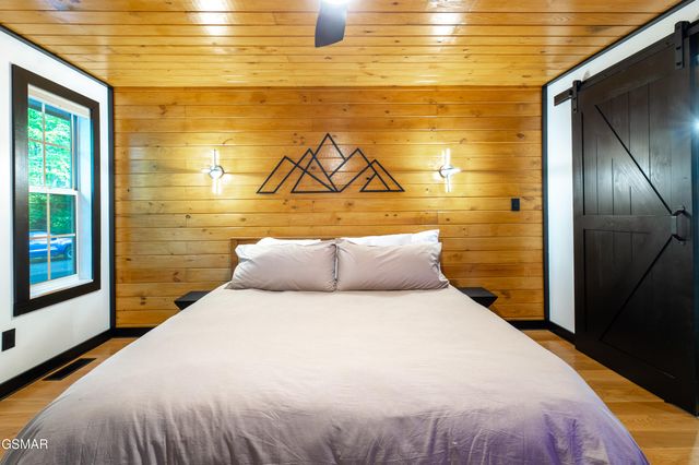 4108 Fox Hunters Lane, Sevierville, TN 37876