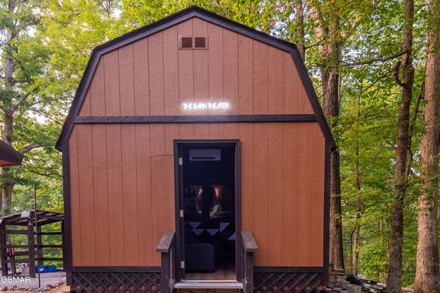 4108 Fox Hunters Lane, Sevierville, TN 37876