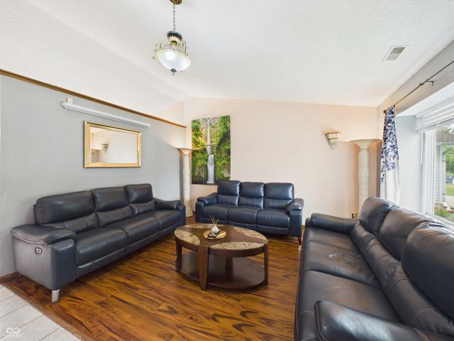 6505 Hazelhatch Drive, Indianapolis, IN 46268