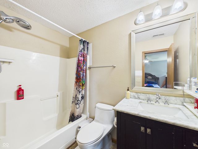 6505 Hazelhatch Drive, Indianapolis, IN 46268