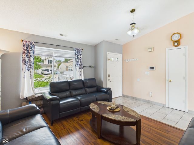 6505 Hazelhatch Drive, Indianapolis, IN 46268