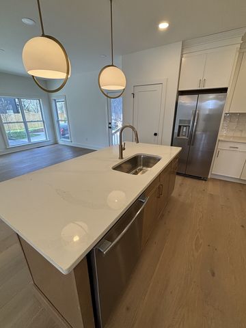 4A Belle Forrest Ave A, Nashville, TN 37206