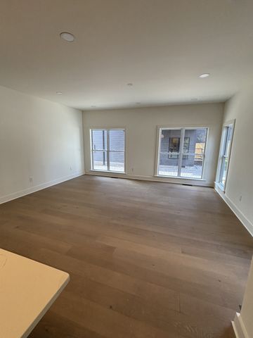 4A Belle Forrest Ave A, Nashville, TN 37206