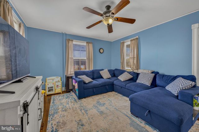 5124 3RD ST, Whitehall, PA 18052