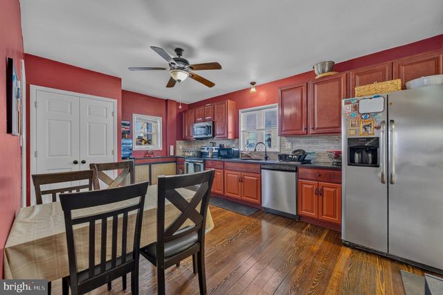 5124 3RD ST, Whitehall, PA 18052