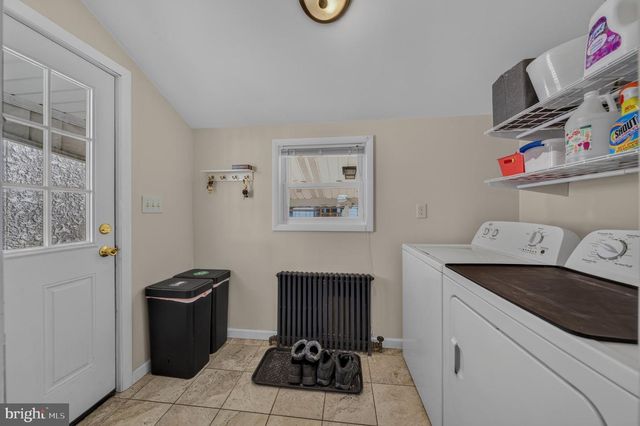 5124 3RD ST, Whitehall, PA 18052