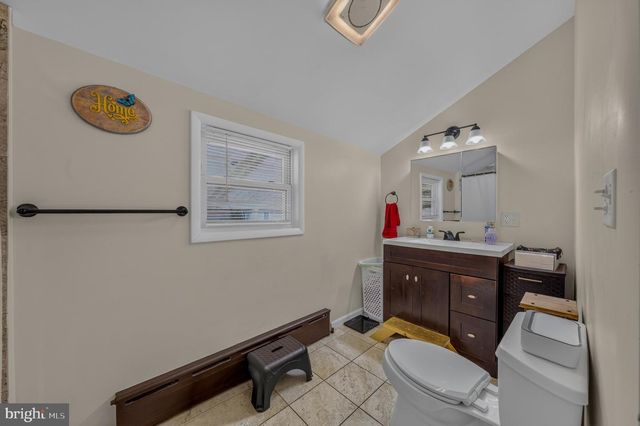 5124 3RD ST, Whitehall, PA 18052