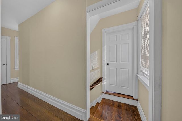 5124 3RD ST, Whitehall, PA 18052