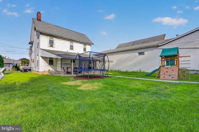 5124 3RD ST, Whitehall, PA 18052