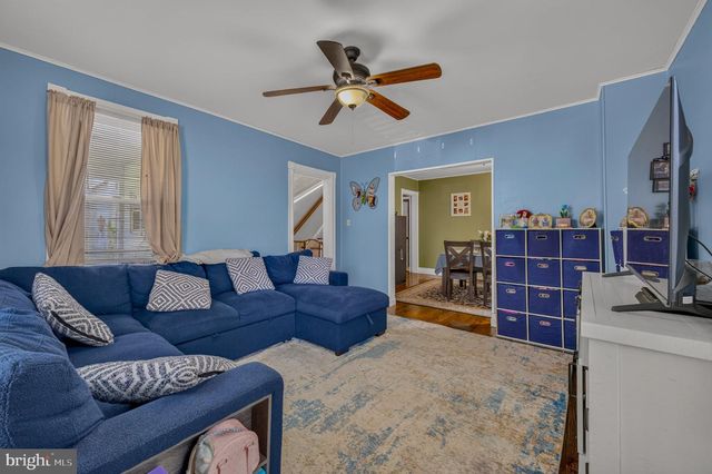 5124 3RD ST, Whitehall, PA 18052