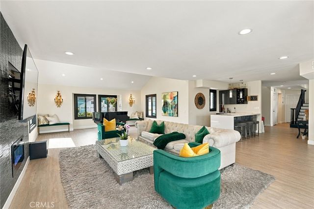 25901 Prairestone Drive, Laguna Hills, CA 92653