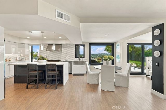 25901 Prairestone Drive, Laguna Hills, CA 92653