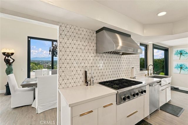 25901 Prairestone Drive, Laguna Hills, CA 92653