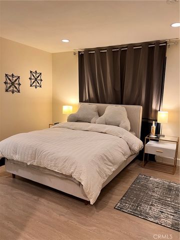25901 Prairestone Drive, Laguna Hills, CA 92653