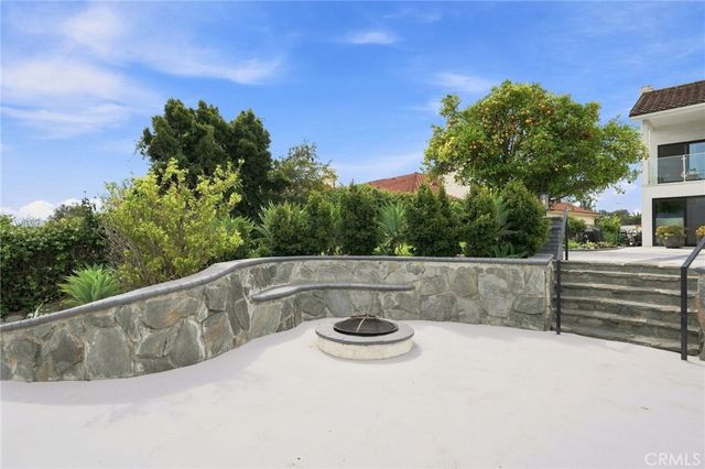 25901 Prairestone Drive, Laguna Hills, CA 92653