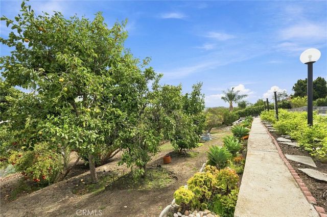 25901 Prairestone Drive, Laguna Hills, CA 92653