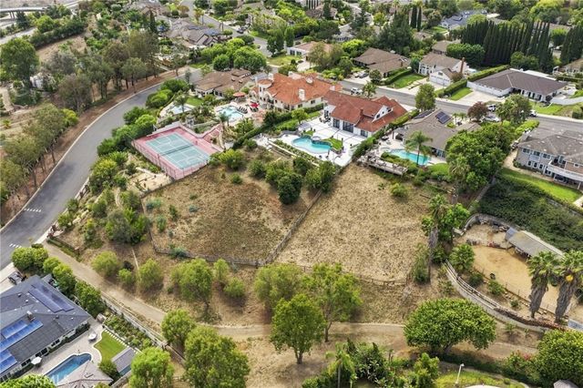 25901 Prairestone Drive, Laguna Hills, CA 92653