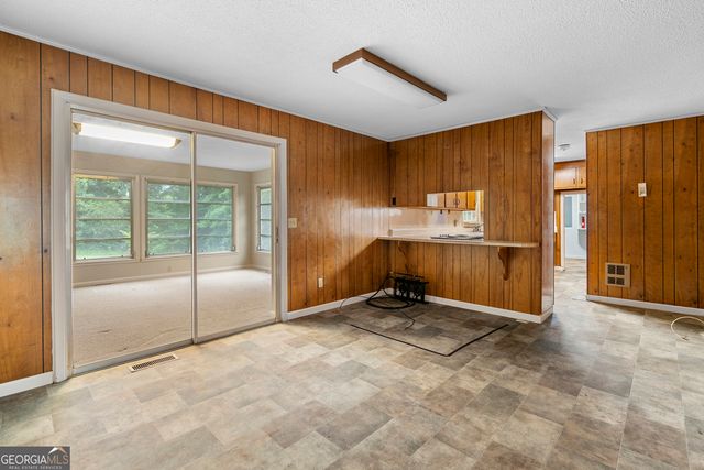54 Ridgewood Drive, Cleveland, GA 30528