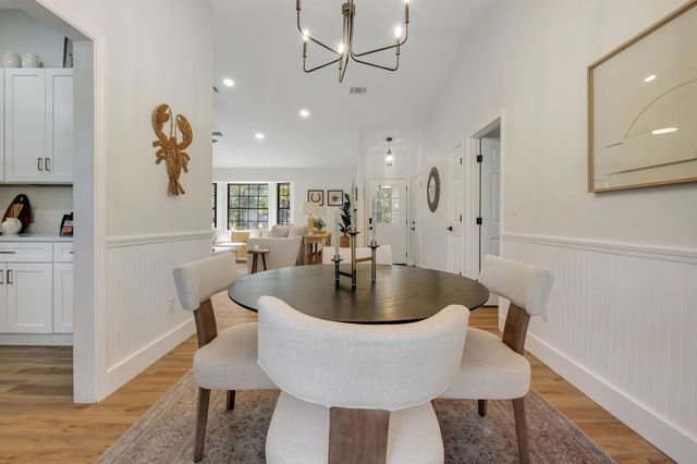 2612 BRENTSHIRE Drive, Tallahassee, FL 32303